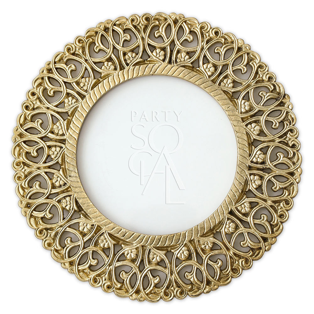 The Vintage Arabesque Collection, featuring a range of elegant and intricately designed items inspired by classic Arabesque patterns. This collection includes decor, tableware, and accessories with vintage flair, characterized by detailed and ornate designs in rich colors, perfect for adding a touch of timeless sophistication to any event or space.