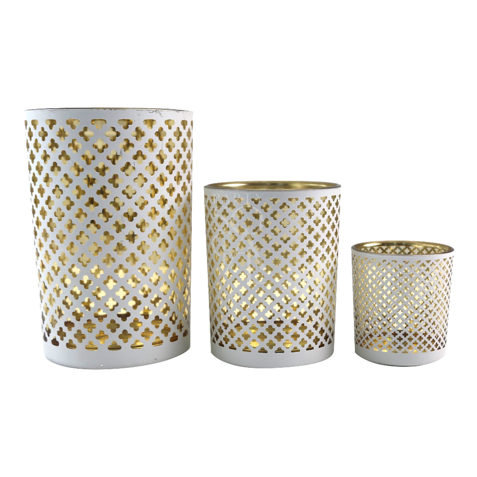 The Desert Sand Collection, featuring a range of elegant and neutral-toned items inspired by the warm, sandy hues of the desert. This collection includes decor, tableware, and accessories in soft beige and sand colors, perfect for creating a serene and sophisticated atmosphere in any event or space.