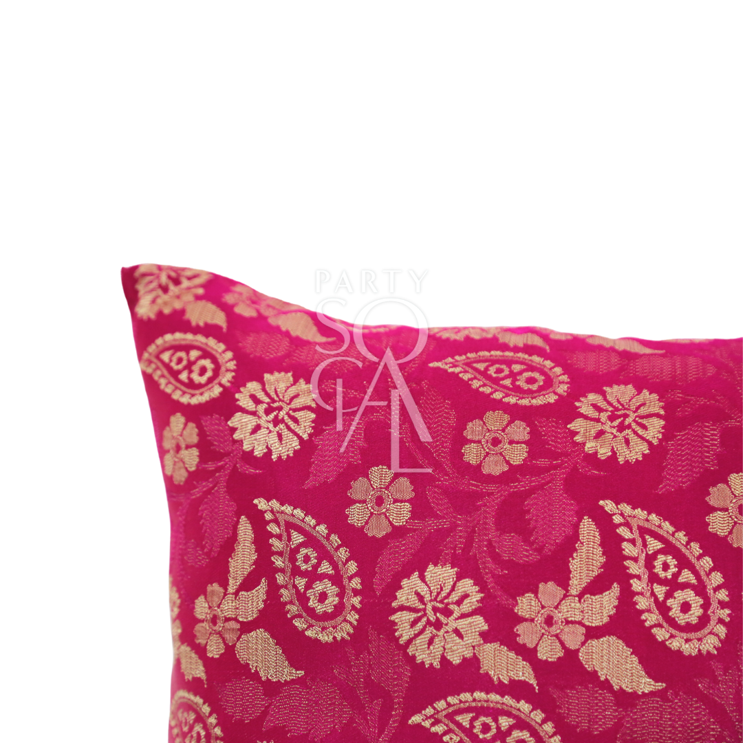 A cushion cover in brocade, featuring a luxurious and intricate pattern with rich textures and details. The brocade fabric adds an elegant and opulent touch, perfect for enhancing the decor of sofas, chairs, or beds with a sophisticated and stylish accent.