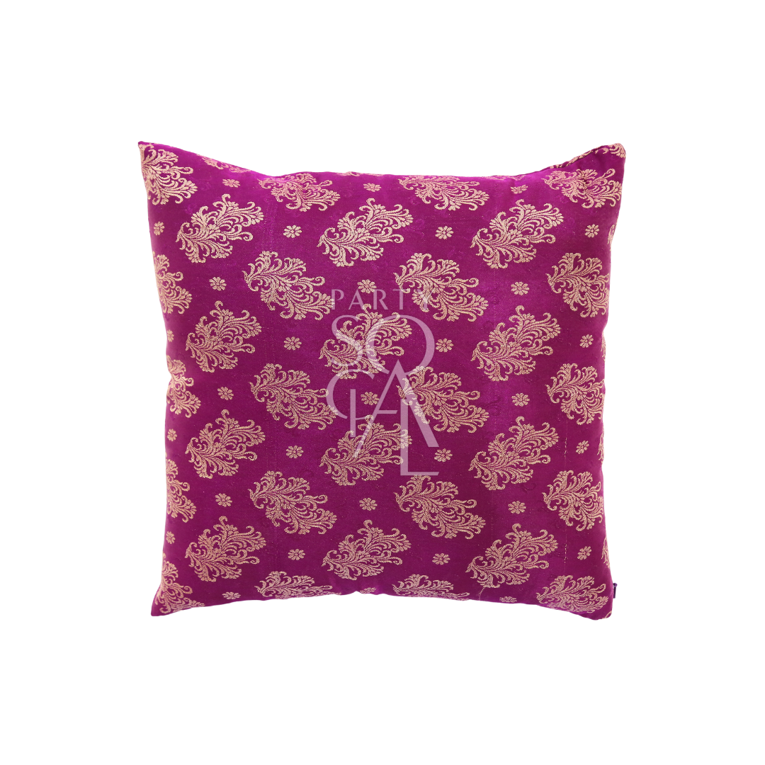A cushion cover in brocade, featuring a luxurious and intricate pattern with rich textures and details. The brocade fabric adds an elegant and opulent touch, perfect for enhancing the decor of sofas, chairs, or beds with a sophisticated and stylish accent.