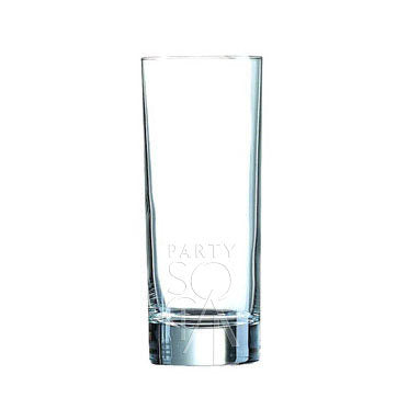 Simple glasses from the Flamenco range featuring a versatile design that complements both classic and modern china or flatware. These glasses have a clear and understated appearance, making them suitable for a variety of table settings and occasions. The color of the product matches the product image, though slight color variations may occur due to screen display differences.