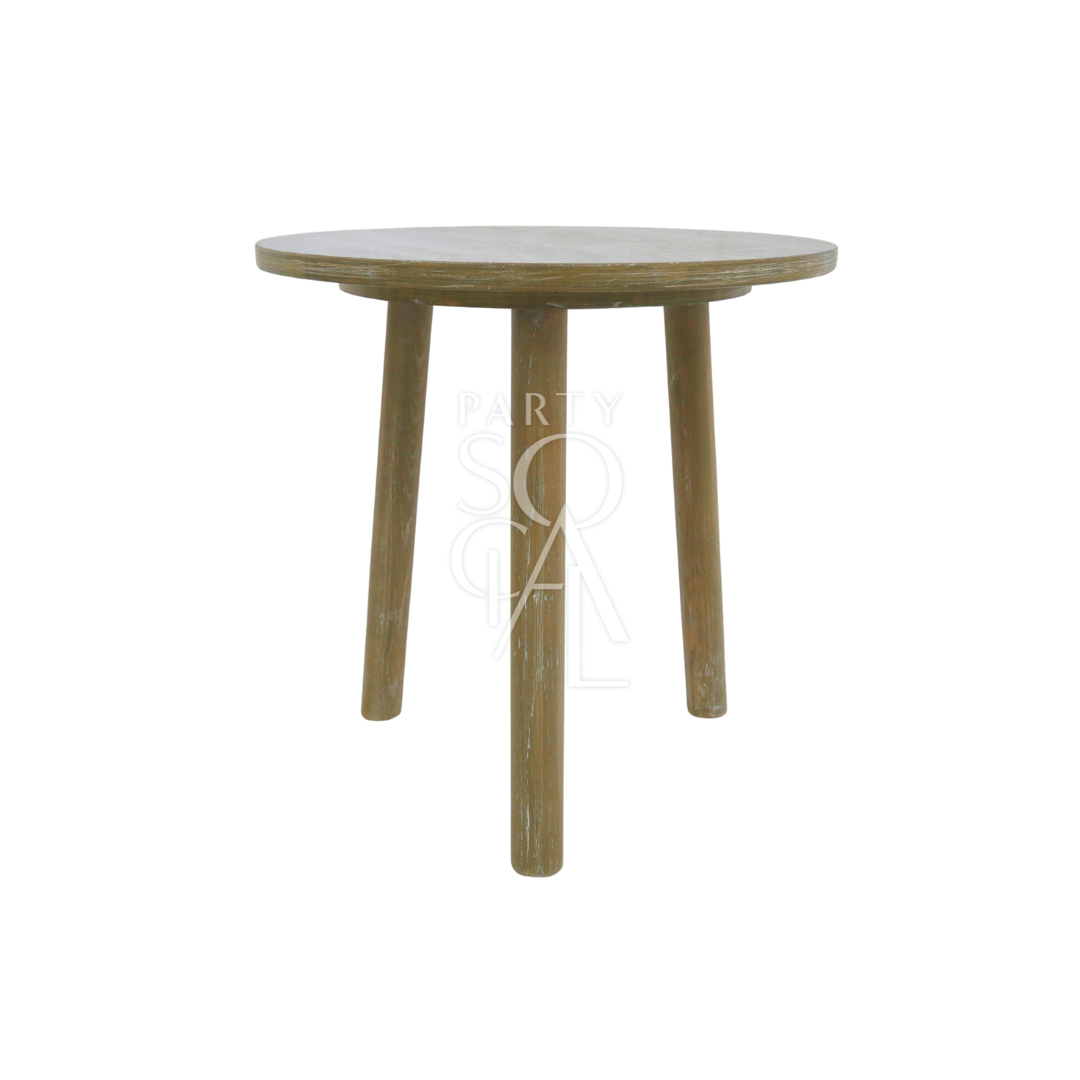 A wooden coffee table featuring a timeless and rustic design. This sturdy table is crafted from high-quality wood, offering both durability and classic appeal. Ideal for living rooms, lounges, or offices, it adds a warm and natural touch to any setting, perfect for holding drinks, books, and decor items.