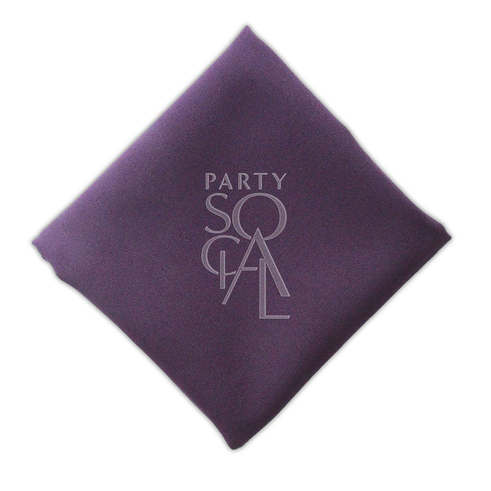Gold-rimmed glass in a deep aubergine hue, featuring a luxurious gold trim around the rim. The rich aubergine color adds a touch of sophistication and elegance, perfect for a refined and upscale table setting.