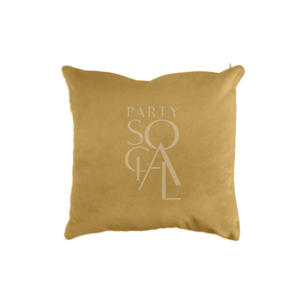 Velvet cushion cover in gold, featuring a glamorous and reflective surface.