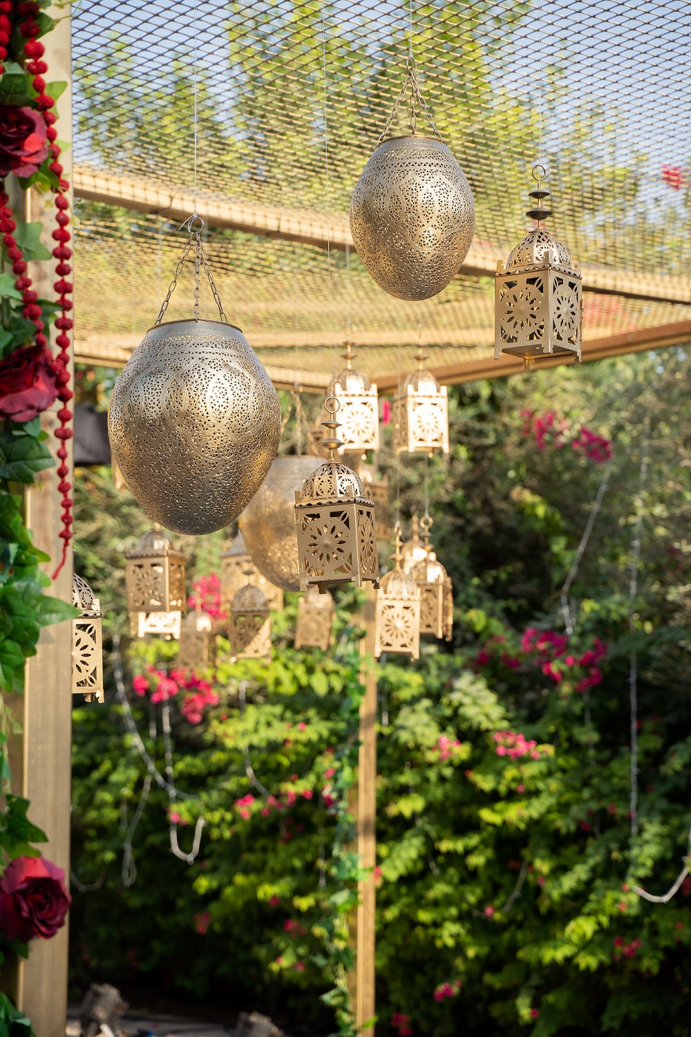A charming vintage hanging pendant light with an antique finish. This pendant features ornate metal detailing and a classic design that adds a touch of elegance to any space. Its vintage appeal is highlighted by the intricate patterns and warm light it casts. Ideal for creating a timeless, sophisticated atmosphere in both modern and traditional interiors.