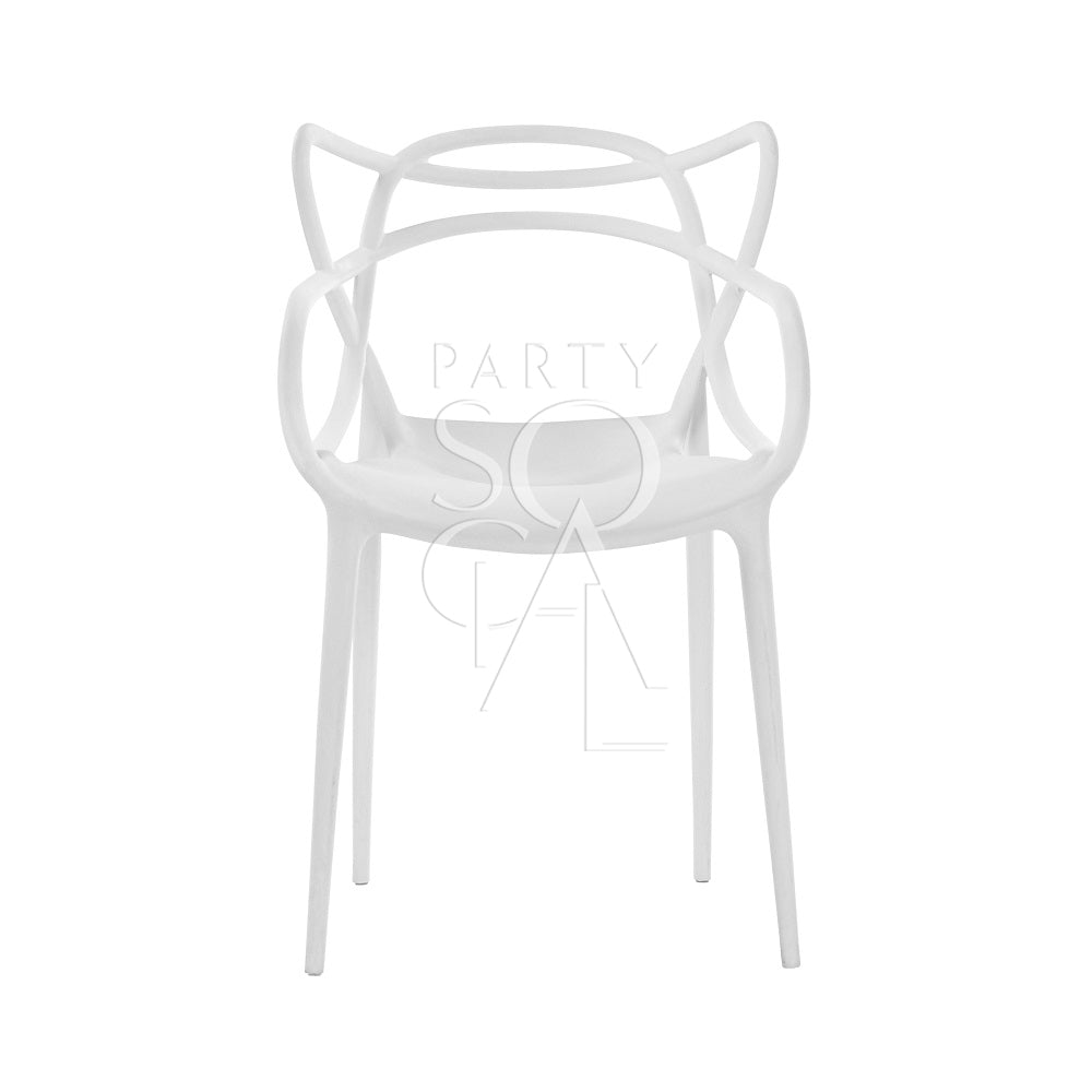 White replica Masters chair, designed with a distinctive interwoven backrest and modern aesthetic, offering a stylish and comfortable seating option.
