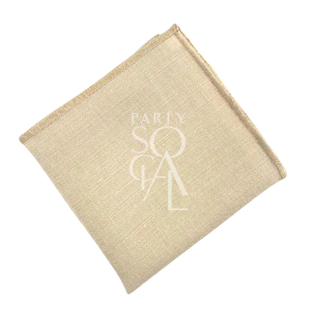 Bleached sand napkin with a subtle sand line border, featuring a warm and earthy tone. The sand-lined detail adds a natural and understated elegance, perfect for a rustic or neutral-themed table setting.