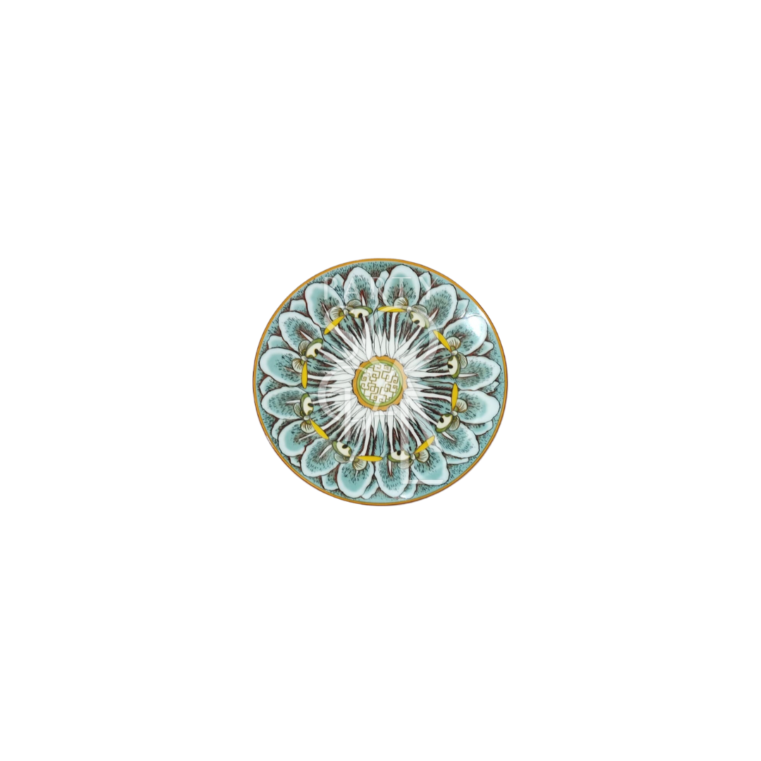Floral patterned plates featuring intricate, colorful flower designs, ideal for adding elegance and charm to any dining table.