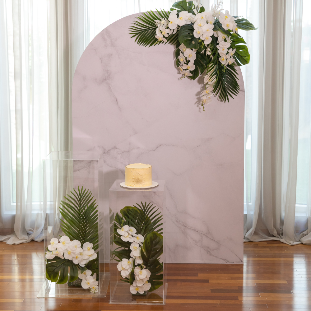 A backdrop in marble green, featuring an elegant and natural design. This sophisticated backdrop combines the rich texture of marble with the refreshing hues of green, creating a stylish and serene ambiance perfect for events, celebrations, and special occasions.