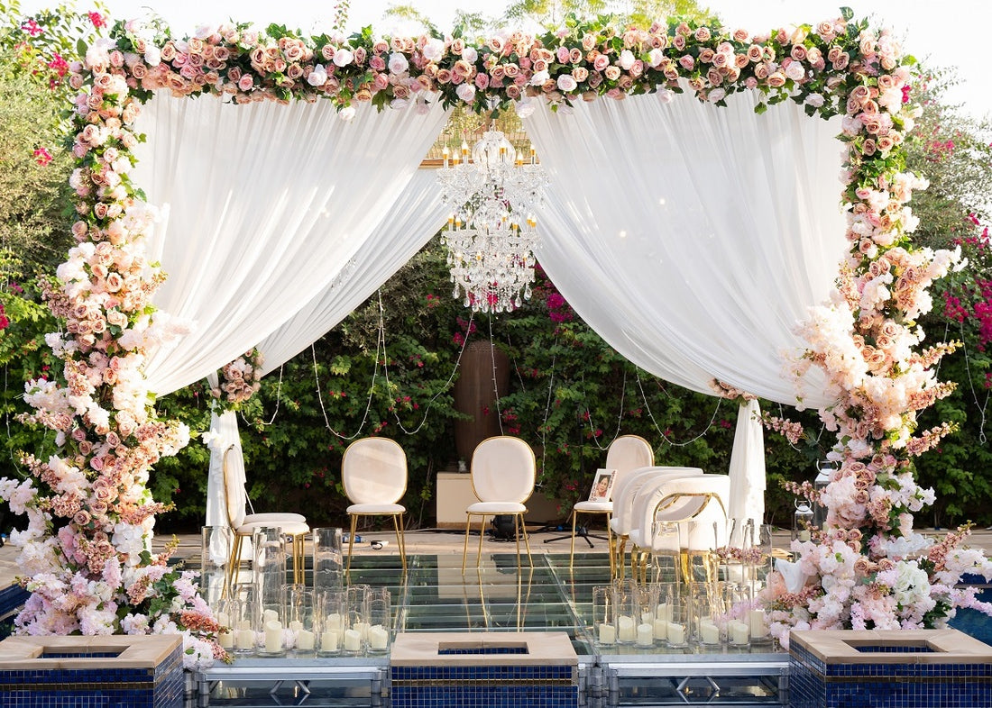 Exquisite crystal chandelier featuring a dazzling array of crystal droplets and intricate metalwork. The chandelier’s sparkling crystals reflect light beautifully, creating a luxurious and elegant ambiance. Ideal for adding a touch of glamour and sophistication to any grand space or formal setting.